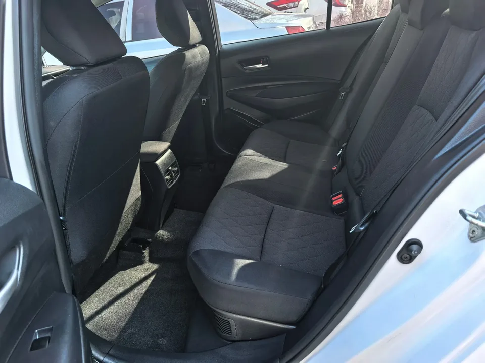 Toyota Corolla Intelligent Electric Hybrid Dual Engine 1.8L E-CVT Elite Edition 2023 — миниатюра 3