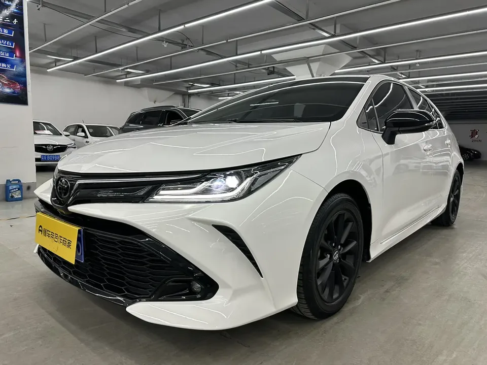 Toyota Corolla Corolla 2021 1.5L CVT GR SPORT sports version 2022 — photo 1, buy with delivery to Moscow