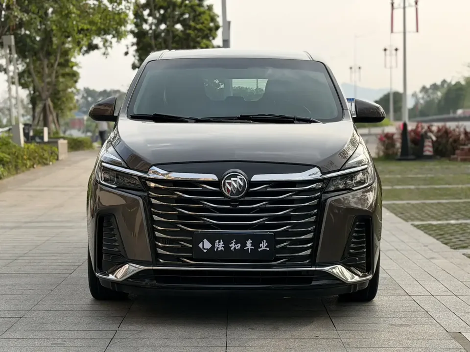 Buick GL8 2023