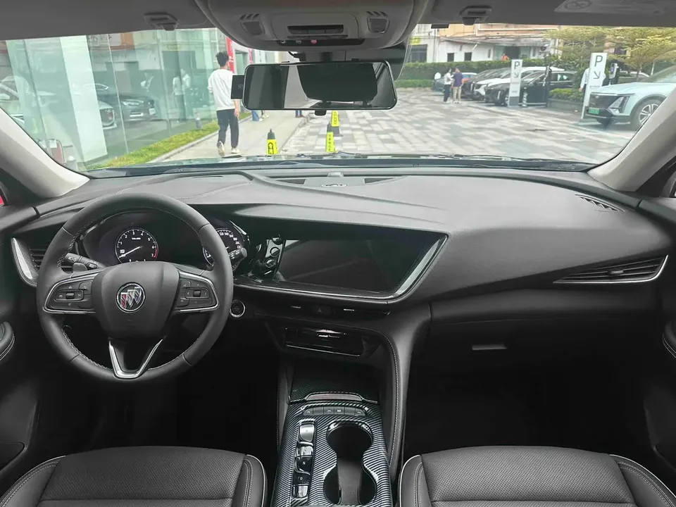 Buick Envision S 2022 Envision S 552T Two-Wheel Drive Luxury Edition 2022 — миниатюра 4