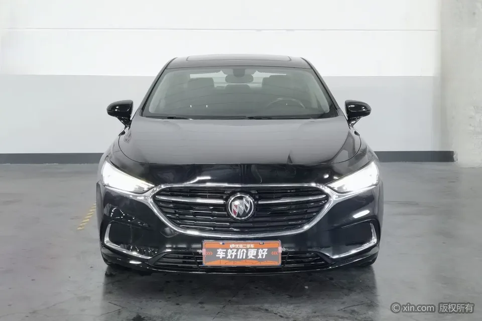 Buick LaCrosse LaCrosse 2022 552T Luxury 2022 — фото 1, купить с доставкой в Москву