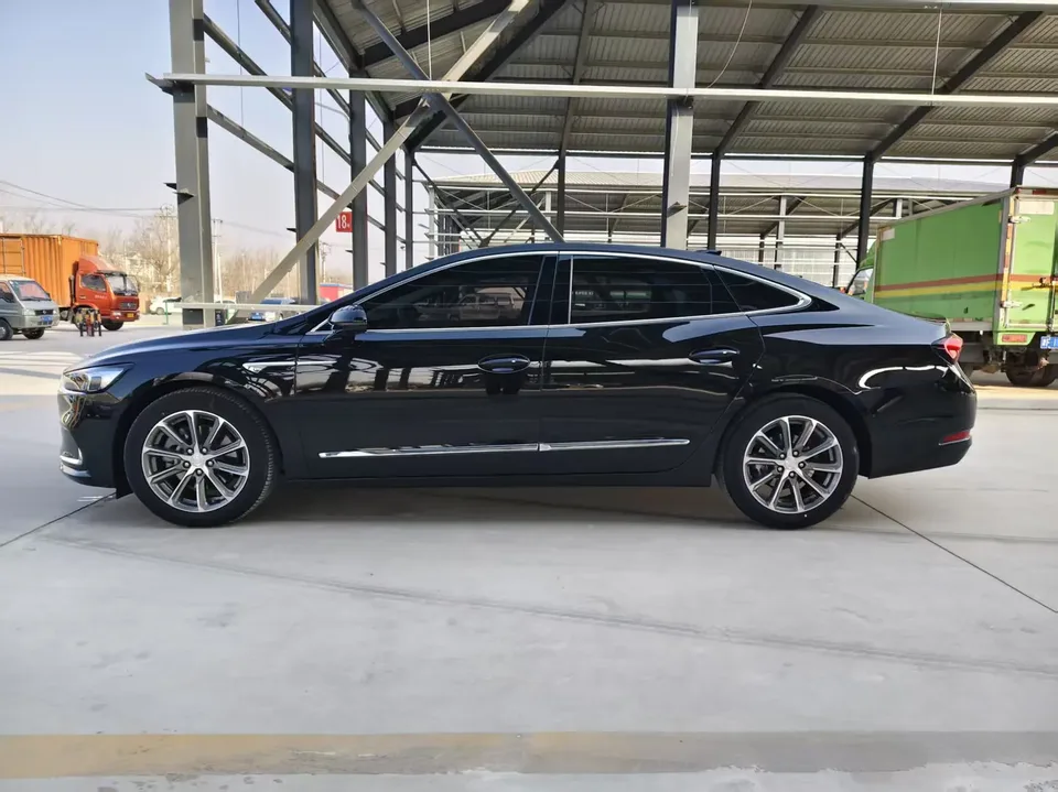 Buick LaCrosse LaCrosse 2021 652T Luxury 2022 — миниатюра 4