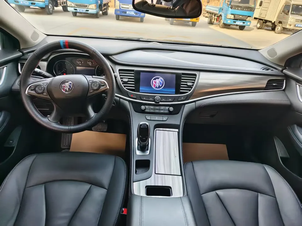 Buick LaCrosse LaCrosse 2021 652T Luxury 2022 — миниатюра 5