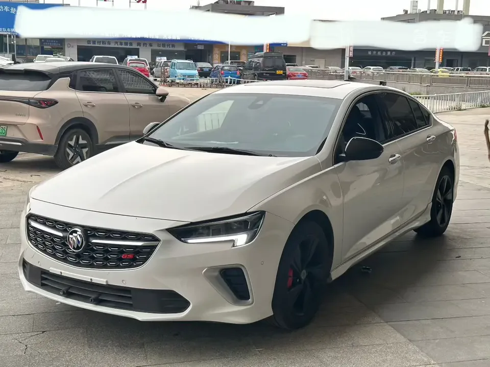 Buick Majesty 2022