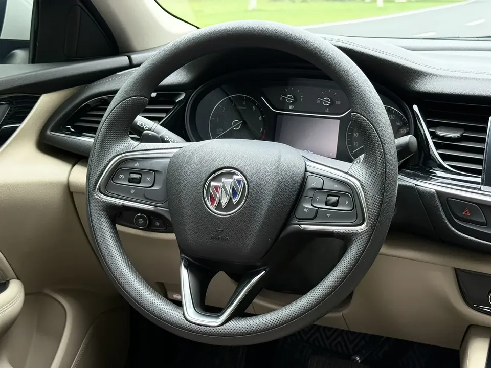 Buick Majesty 552T Smart Edition 2022 — миниатюра 5