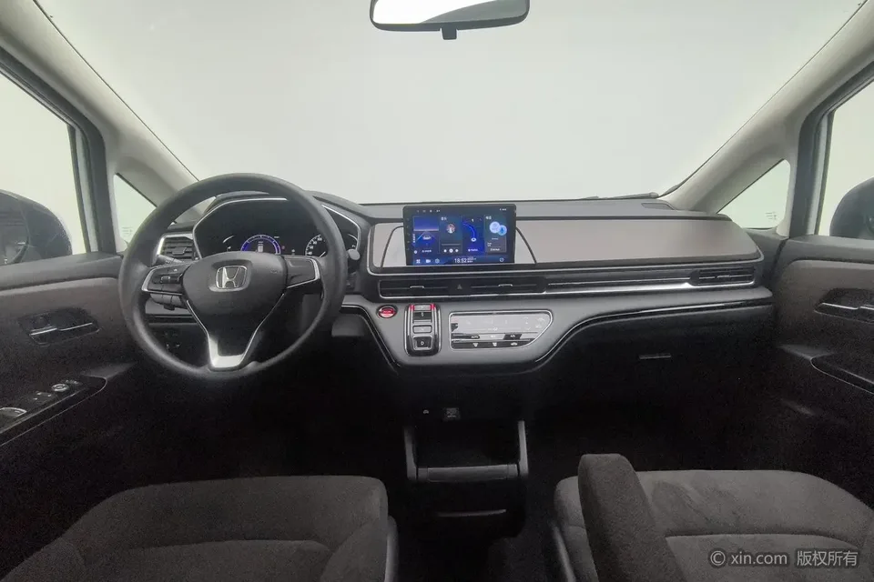 Honda Odyssey Odyssey 2024 2.0L Sharp Enjoy Edition 2025 — миниатюра 3