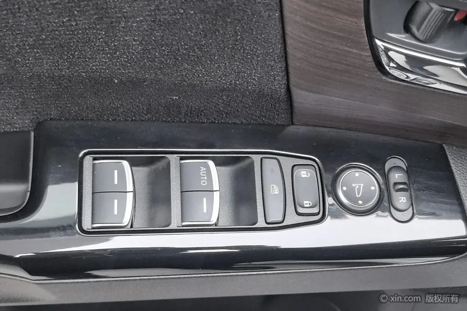 Honda Odyssey Odyssey 2024 2.0L Sharp Enjoy Edition 2025 — миниатюра 5
