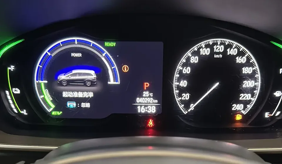 Honda Odyssey Odyssey 2024 2.0L Sharp Enjoy Edition 2024 — миниатюра 5