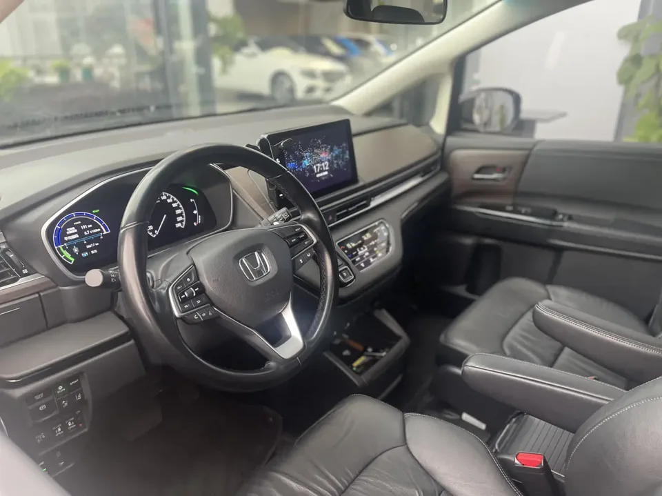 Honda Odyssey Odyssey 2022 2.0L RuiLingxiang Edition 2023 — миниатюра 4