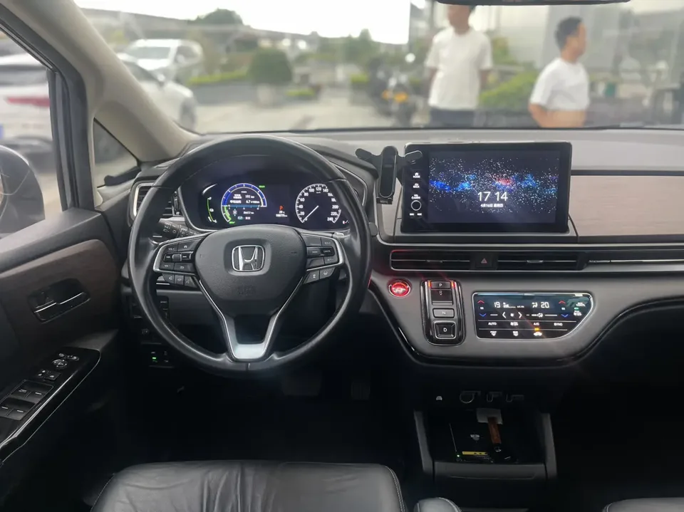 Honda Odyssey Odyssey 2022 2.0L RuiLingxiang Edition 2023 — миниатюра 5