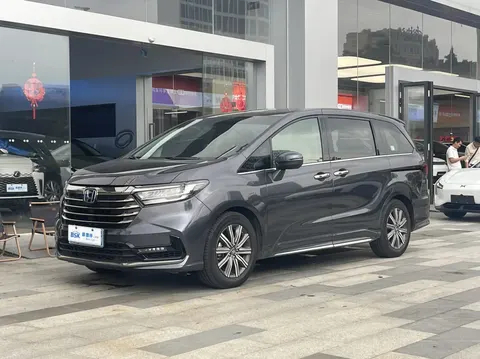 Honda Odyssey 2023 buy in Moscow