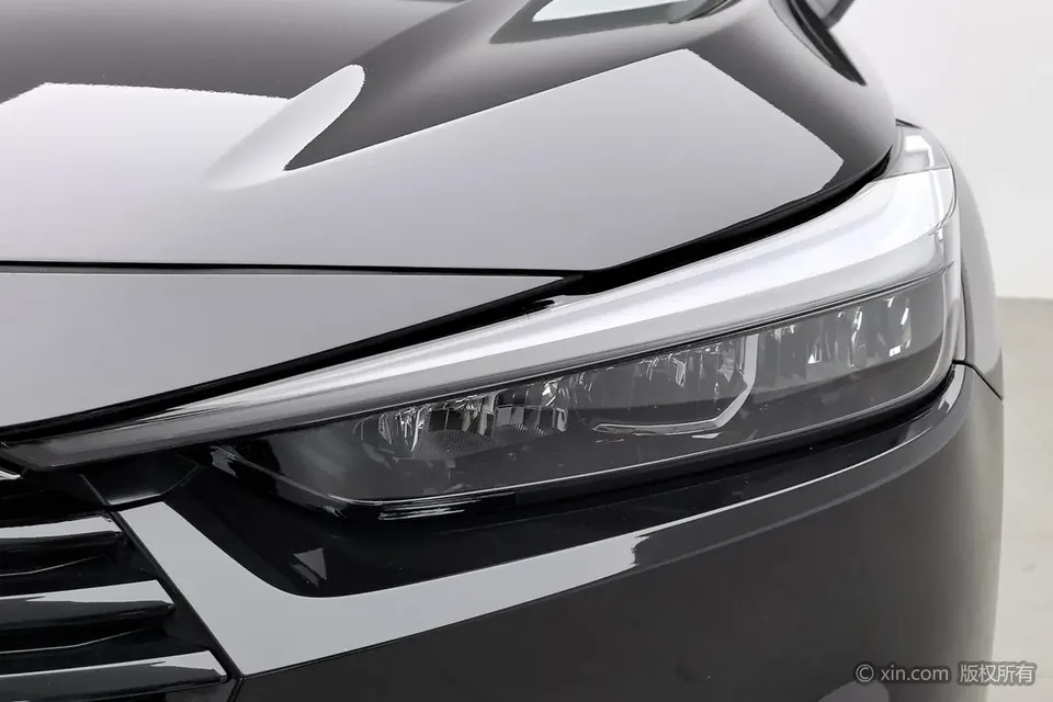 Honda VEZEL 1.5L CVT technology version 2024 — миниатюра 2