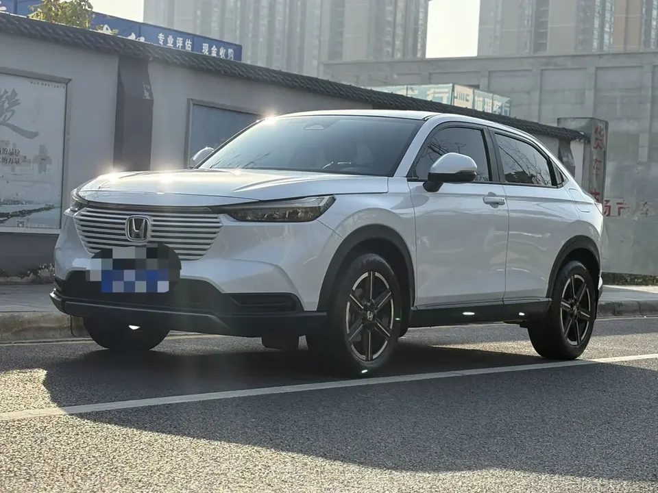 Honda VEZEL 1.5L CVT technology version 2023 — фото 1, купить с доставкой в Москву