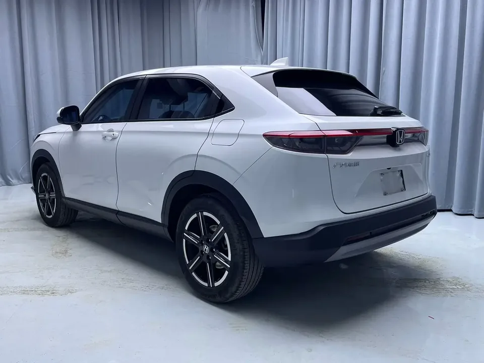 Honda VEZEL 1.5L CVT technology version 2023 — миниатюра 2