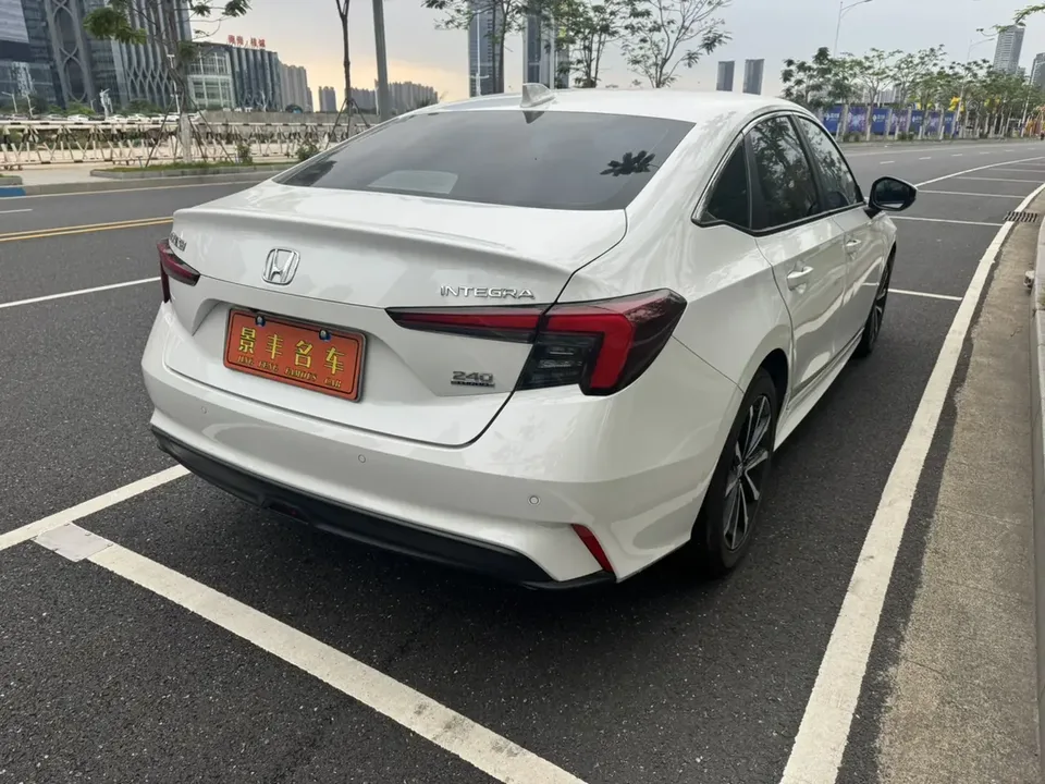 Honda Integra 240TURBO CVT Technology Edition 2025 — миниатюра 4