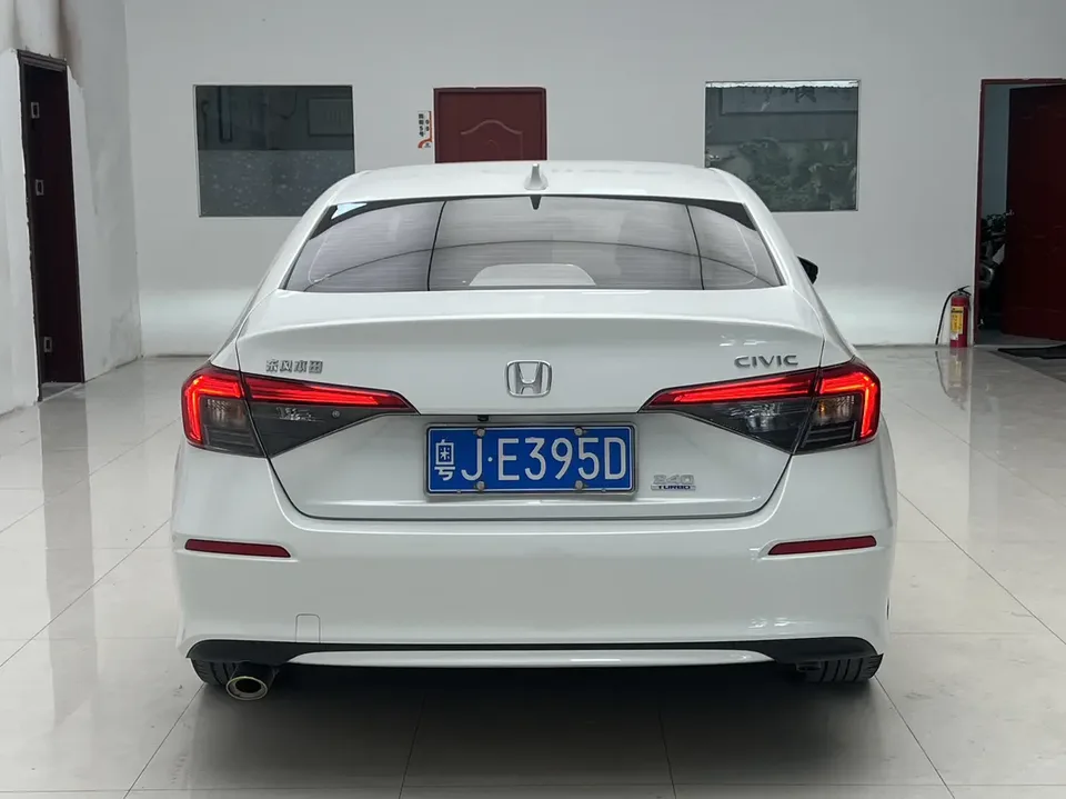 Honda CIVIC Civic 240TURBO CVT Dynamic C-position Customer Special Edition 2023 — миниатюра 2