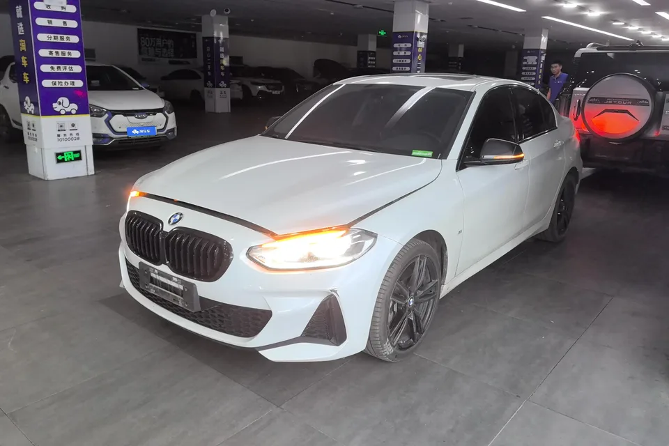 BMW 1 Series 2022