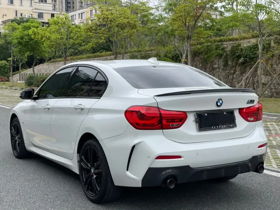 BMW 1 Series 2022