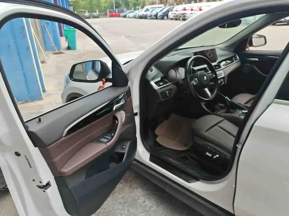BMW X1 BMW X1 2022 sDrive25Li Leading Edition 2023 — миниатюра 3