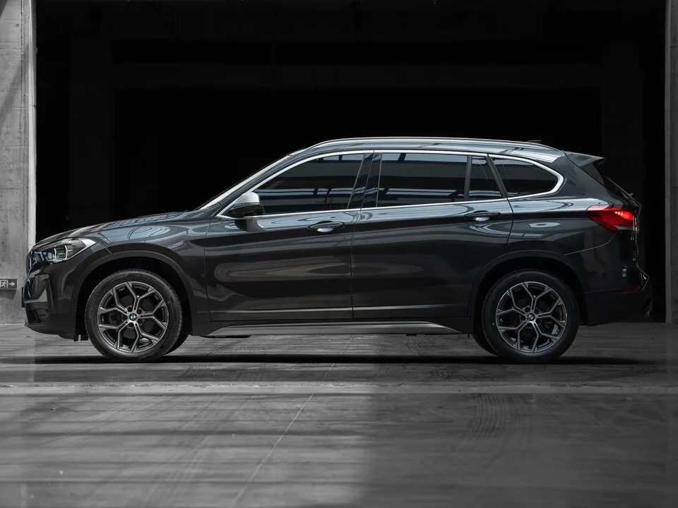 BMW X1 BMW X1 2022 sDrive20Li Exclusive Model 2022 — миниатюра 5