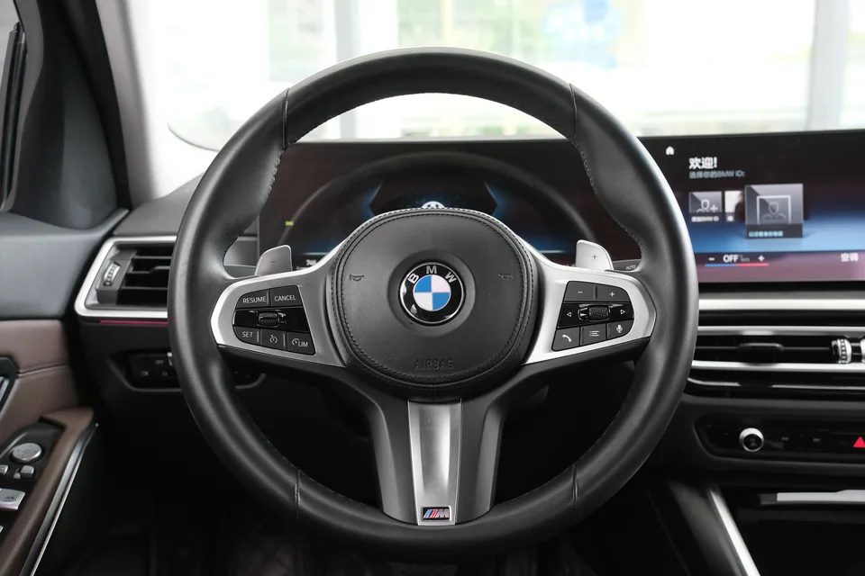 BMW 3 Series BMW 3 Series 2023 325i M Sport Package 2023 — миниатюра 4
