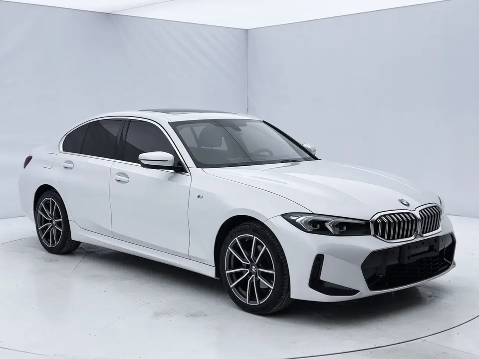 BMW 3 Series 2023