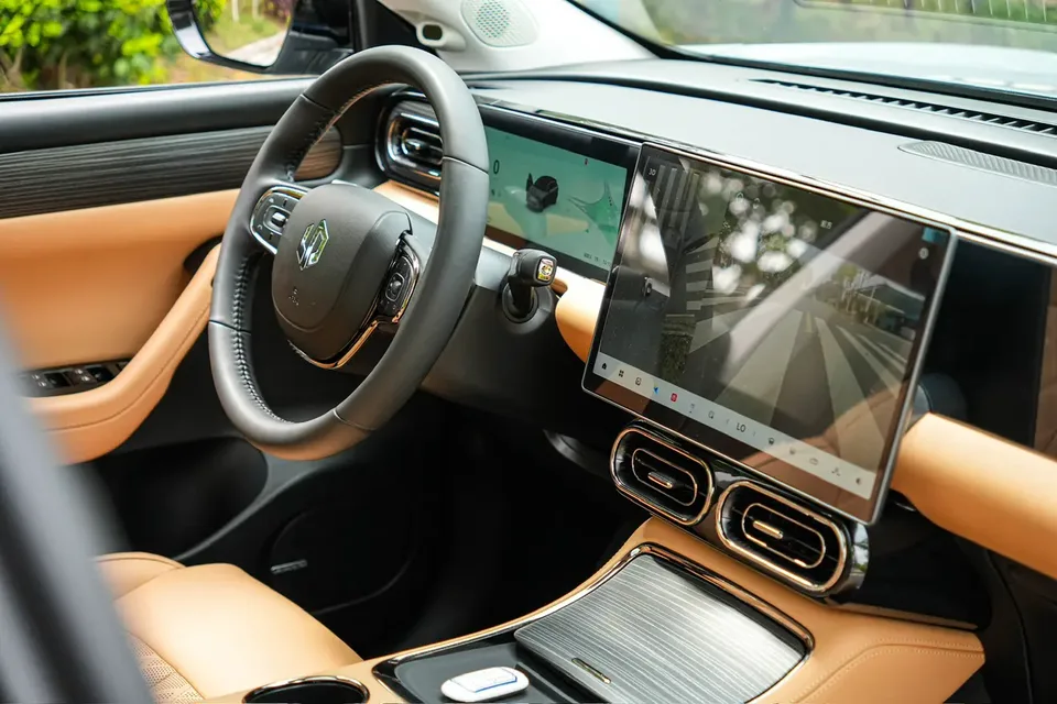 Leapmotor Zero running C11 Pure Electric 580 Premium Edition 2024 — миниатюра 4