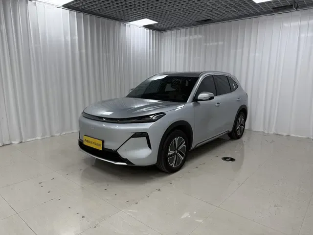 Geely Galaxy Starship 7 EM-i 2025