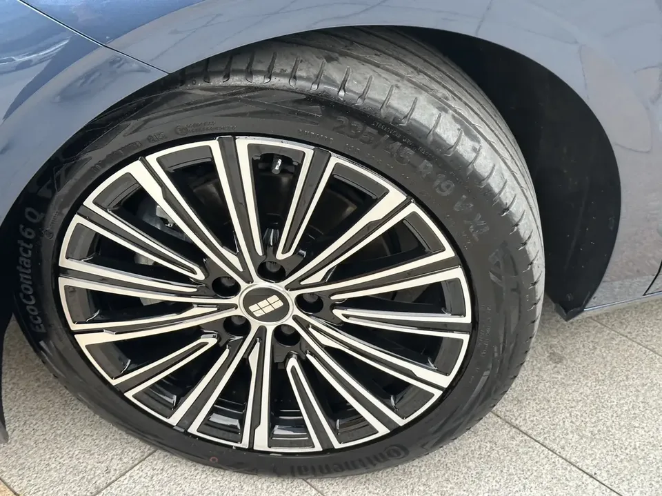 Geely Galaxy A7 PHEV 150km Starship Edition 2025 — миниатюра 4
