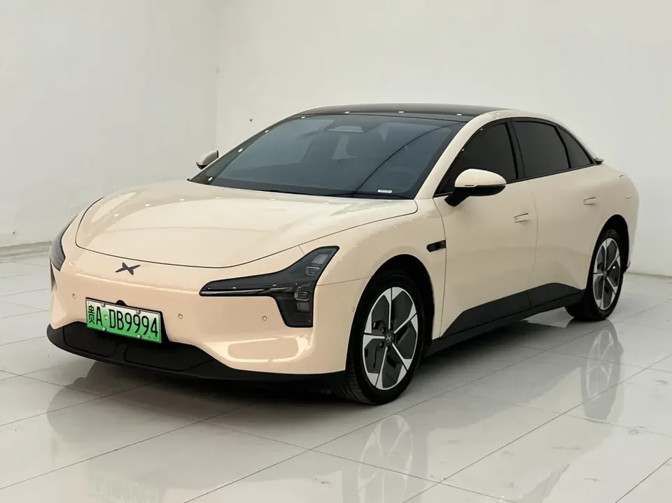 XPeng Xiaopeng MONA M03 2025