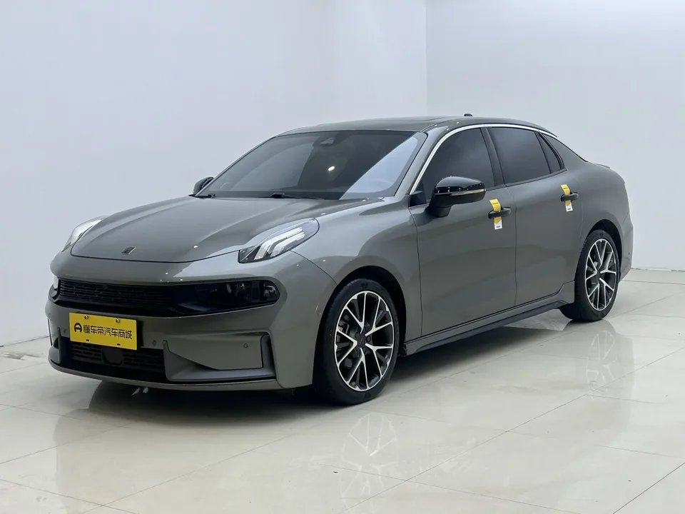 Lynk & Co 03 2022
