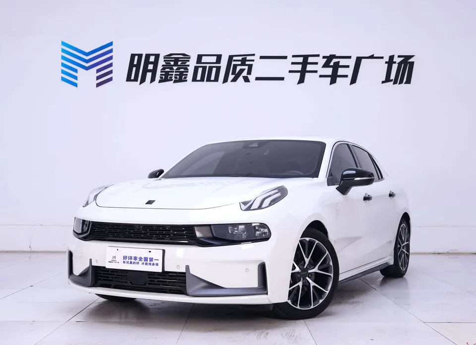 Lynk & Co 03 2022