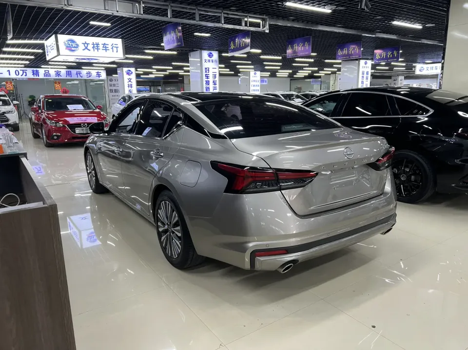 Nissan Altima Teana 2022 Teana 2.0L XL-TLS Enjoy Edition 2023 — thumbnail 4