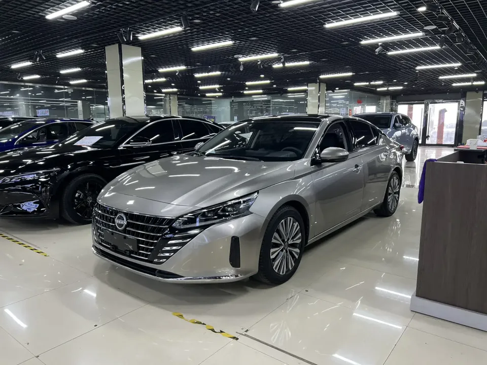 Nissan Altima Teana 2022 Teana 2.0L XL-TLS Enjoy Edition 2023 — photo 1, buy with delivery to Moscow