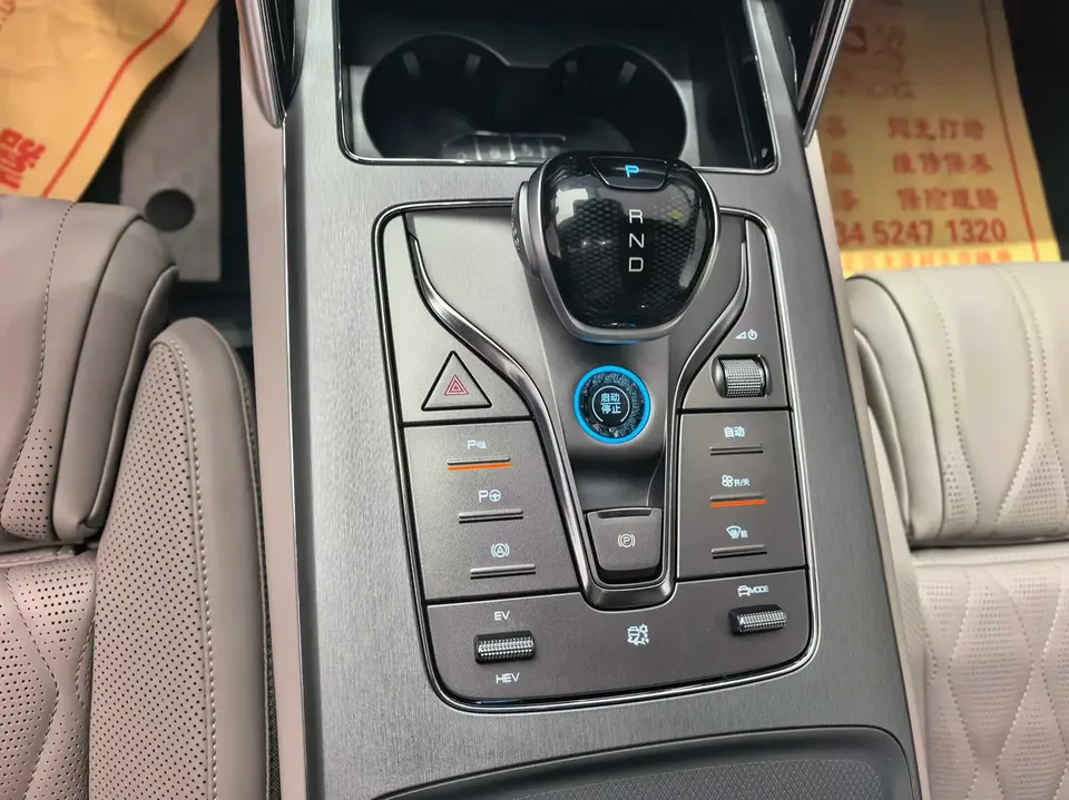 BYD Tang DM Intelligent Driving Edition DM-i 115KM Flagship Model 2025 — миниатюра 4
