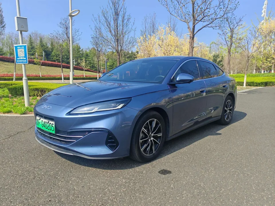 BYD Seal 06DM DM-i 80KM Premium 2024 — фото 1, купить с доставкой в Москву