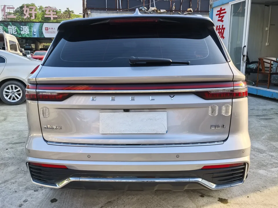 Geely Monjaro 2.0TD DCT EVO 2WD Luxury Edition 2022 — миниатюра 2