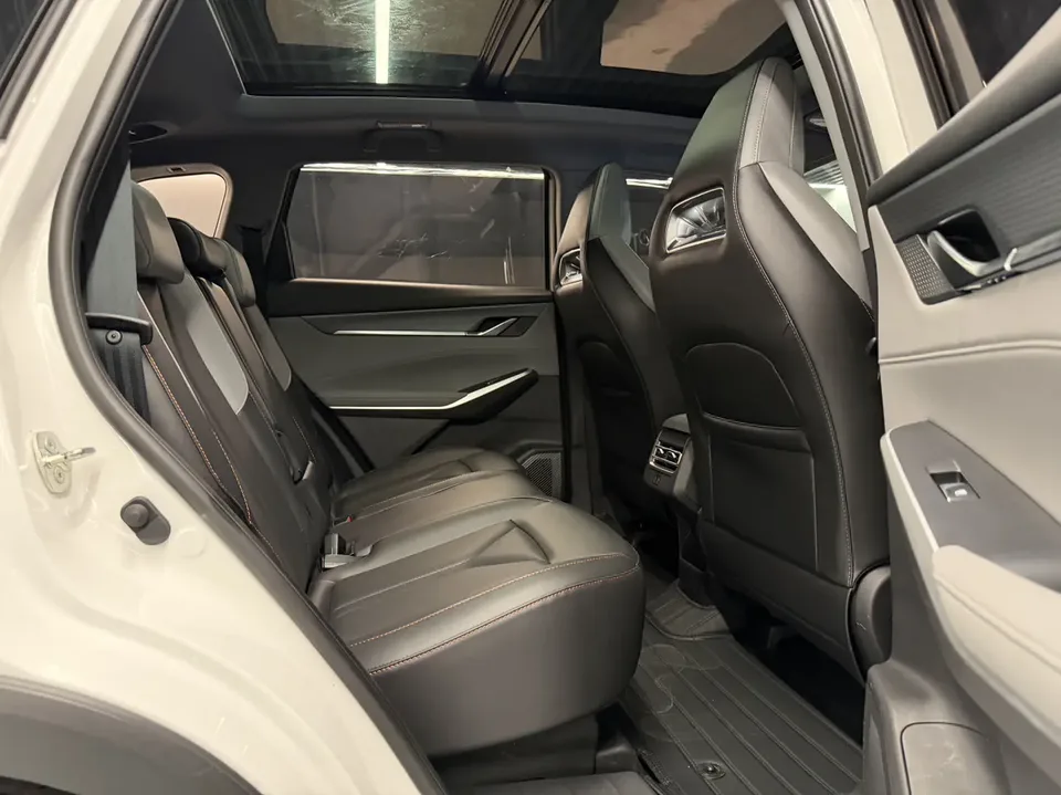 Changan CS75PLUS Second Generation 1.5T Automatic Elite 2023 — миниатюра 4