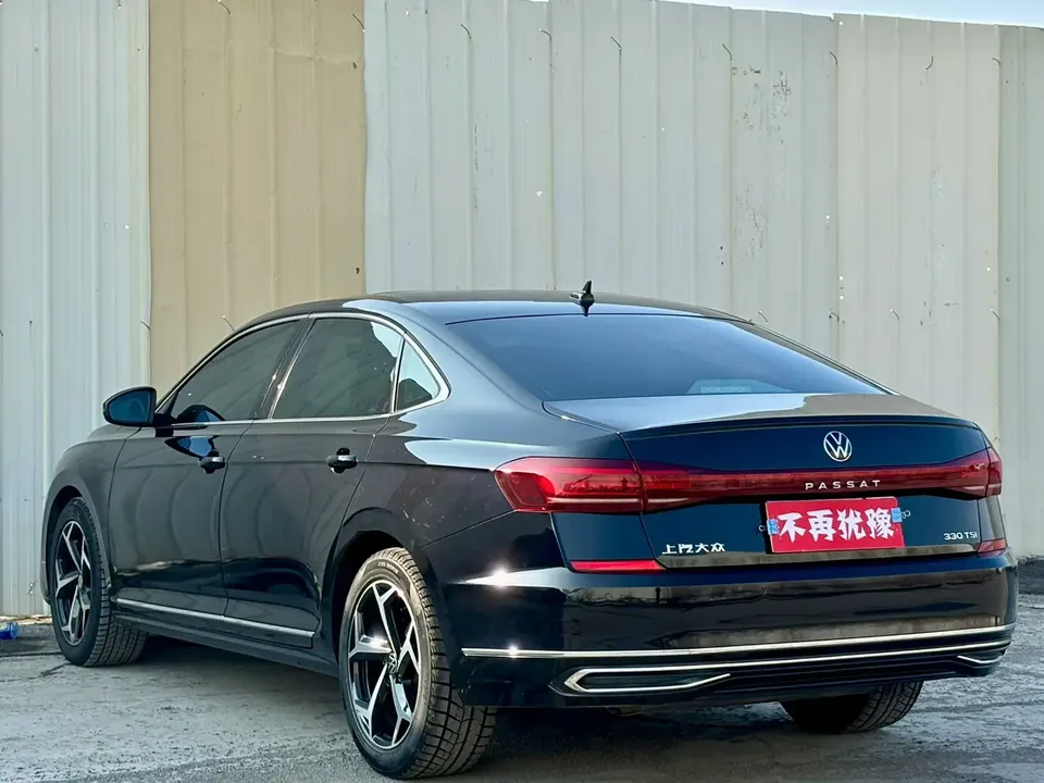 Volkswagen Passat Passat 2023 330TSI Elite Edition 2023 — миниатюра 2