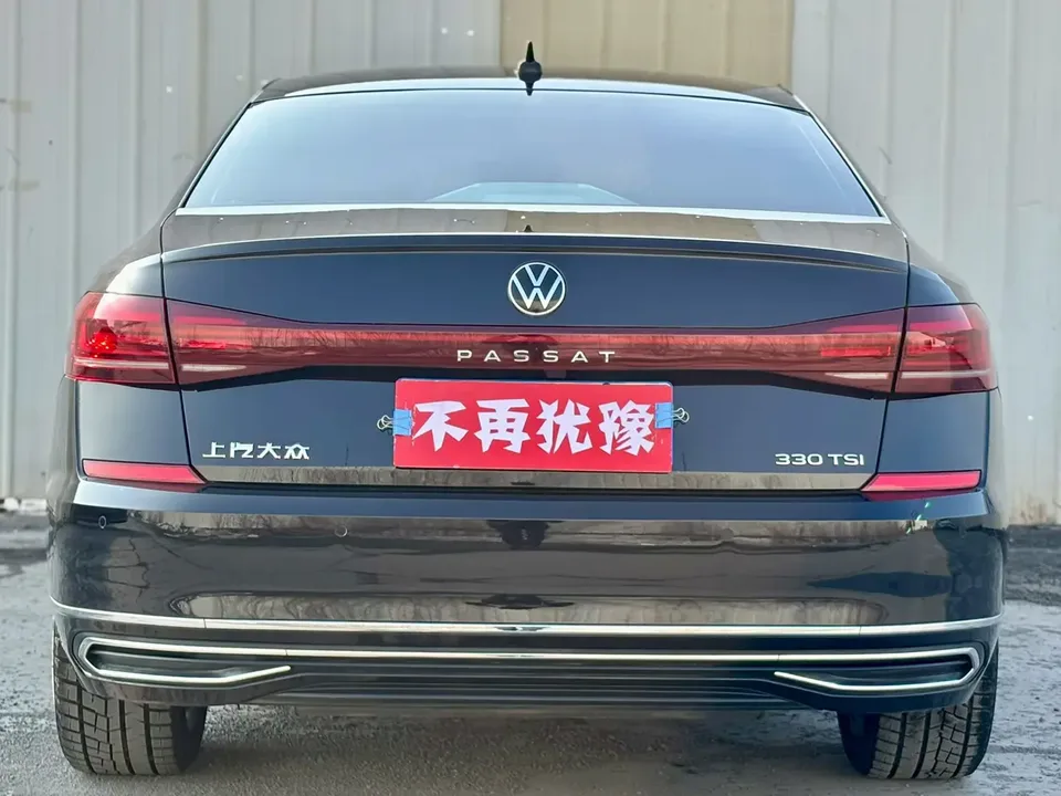 Volkswagen Passat Passat 2023 330TSI Elite Edition 2023 — миниатюра 5