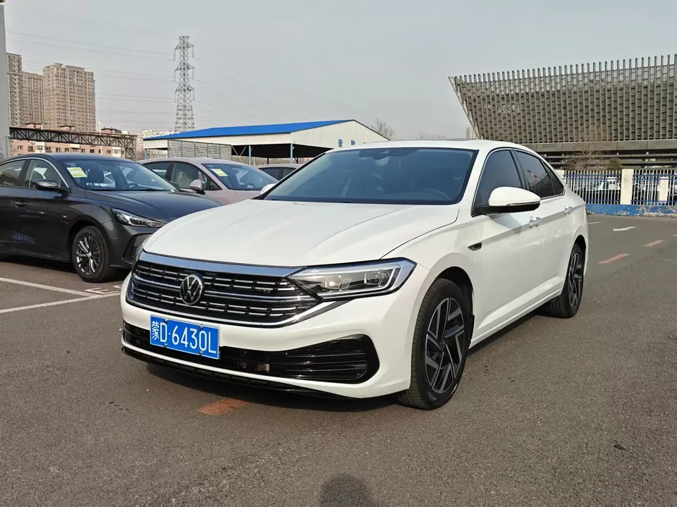 Volkswagen Sagitar 2023