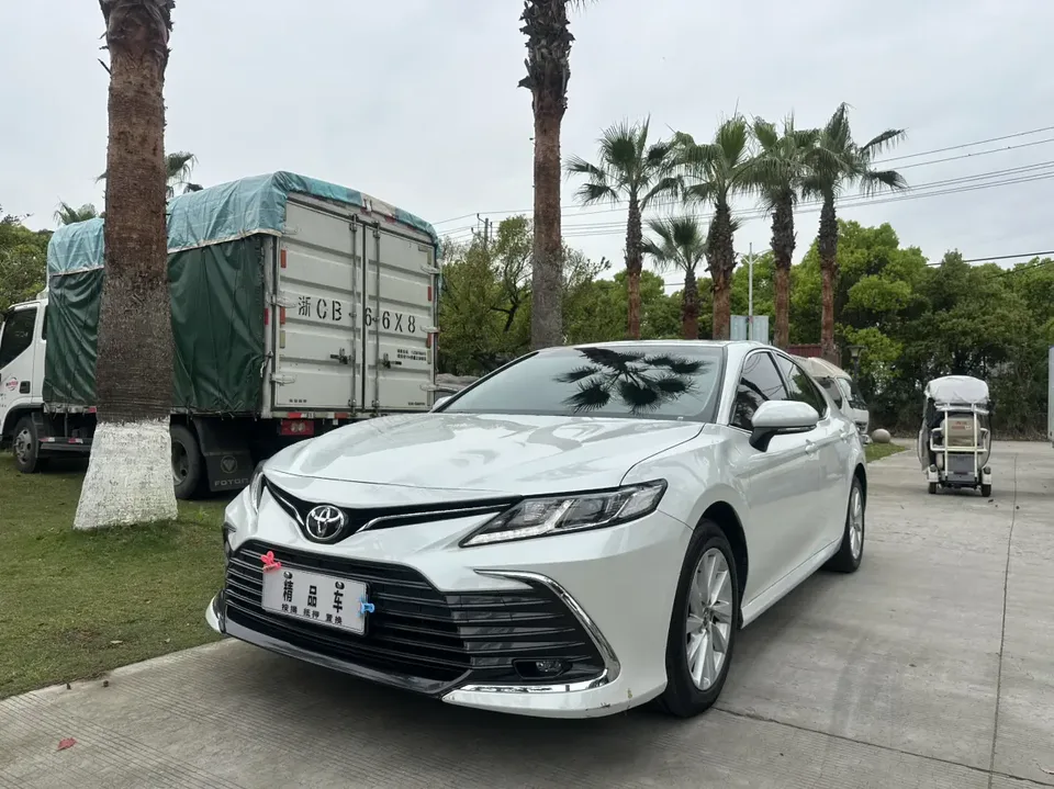 Toyota Camry 2023
