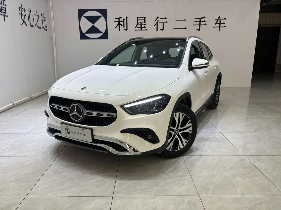 Mercedes-Benz GLA 2024