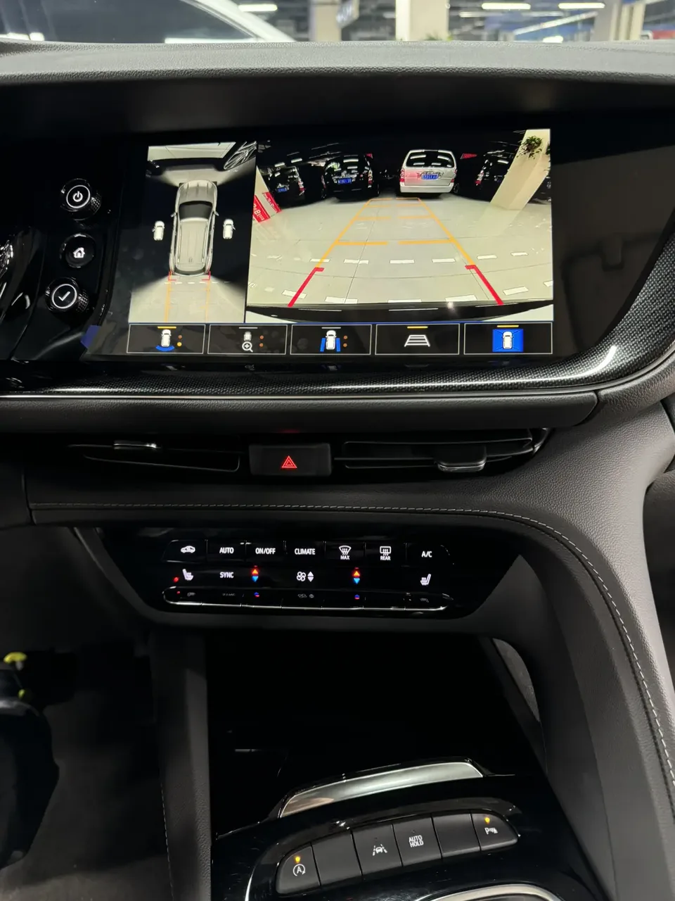 Buick Envision 2022 Envision Envision Plus 552T Five-seat Luxury Model 2023 — миниатюра 4