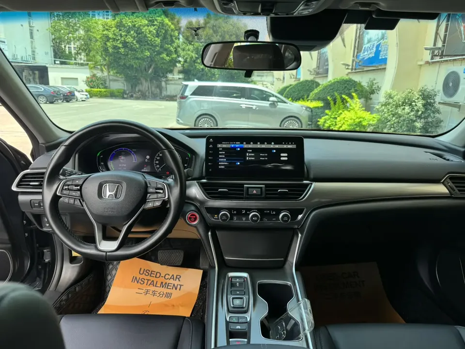 Honda Accord 2022 Accord Hybrid 2.0L Sharp Edition 2022 — миниатюра 5