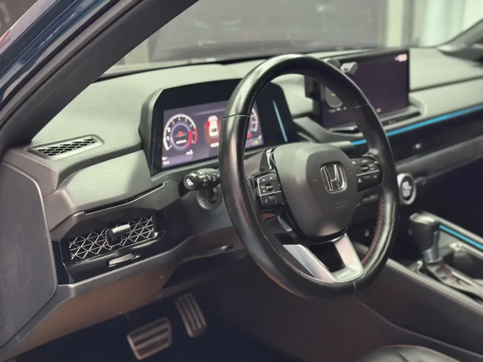 Honda Accord RuiTong 260TURBO flagship version 2023 — миниатюра 4