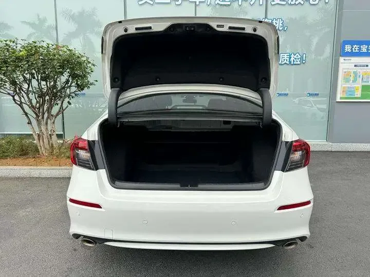 Honda CIVIC 2022 Civic 240TURBO CVT Ignition Edition 2023 — миниатюра 3