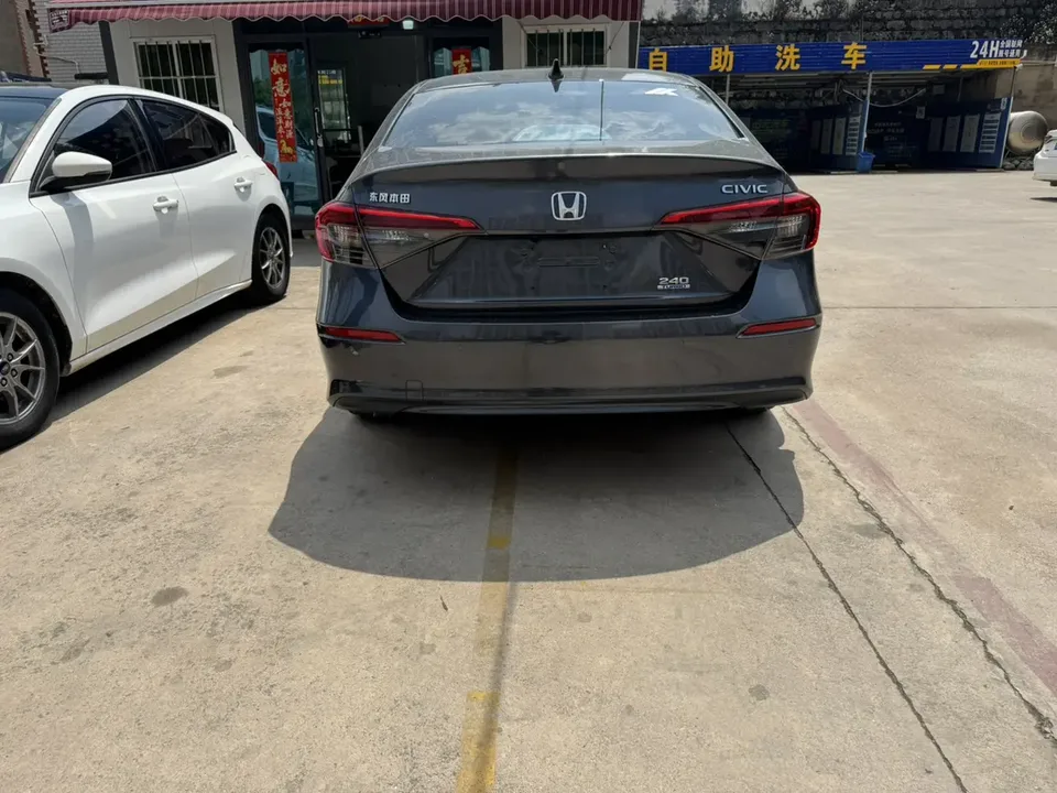 Honda CIVIC Civic 240TURBO CVT Dynamic C-position Customer Special Edition 2023 — миниатюра 2