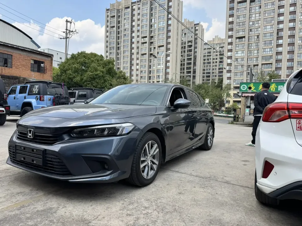 Honda CIVIC 2023