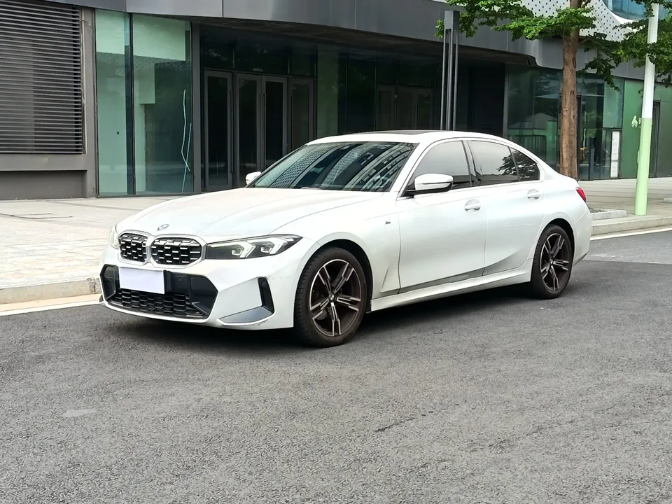 BMW 3 Series 2024